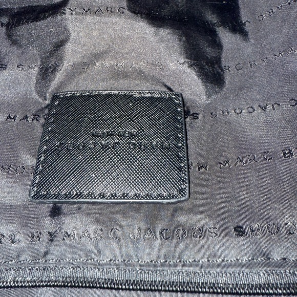 Marc Jacobs Black Handbag - Picture 4 of 7